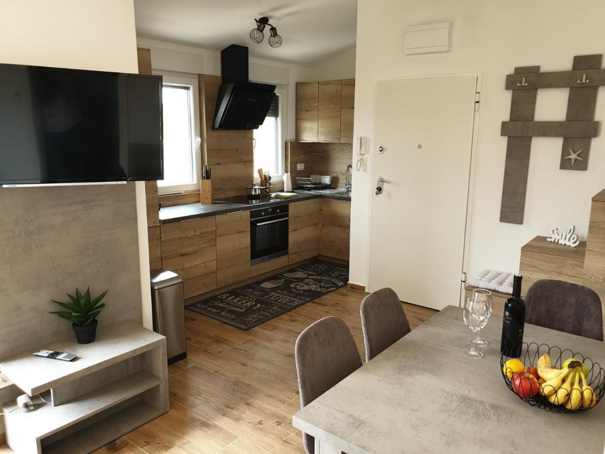 Starfish - Apartman Tisno Kültér fotó