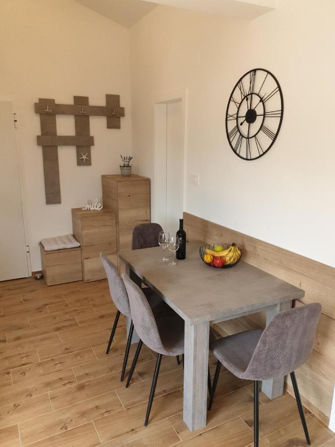 Starfish - Apartman Tisno Kültér fotó